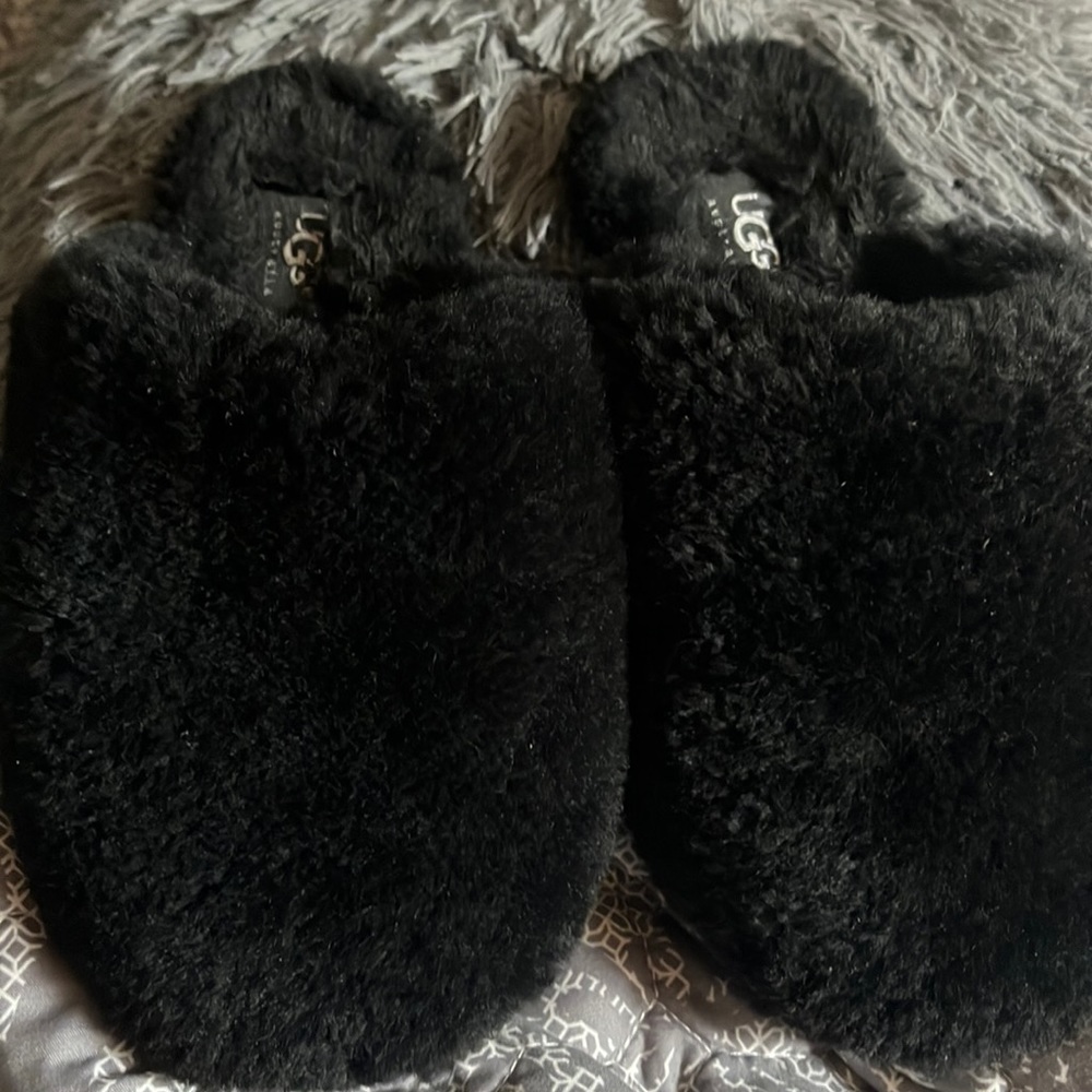 Ugg slippers